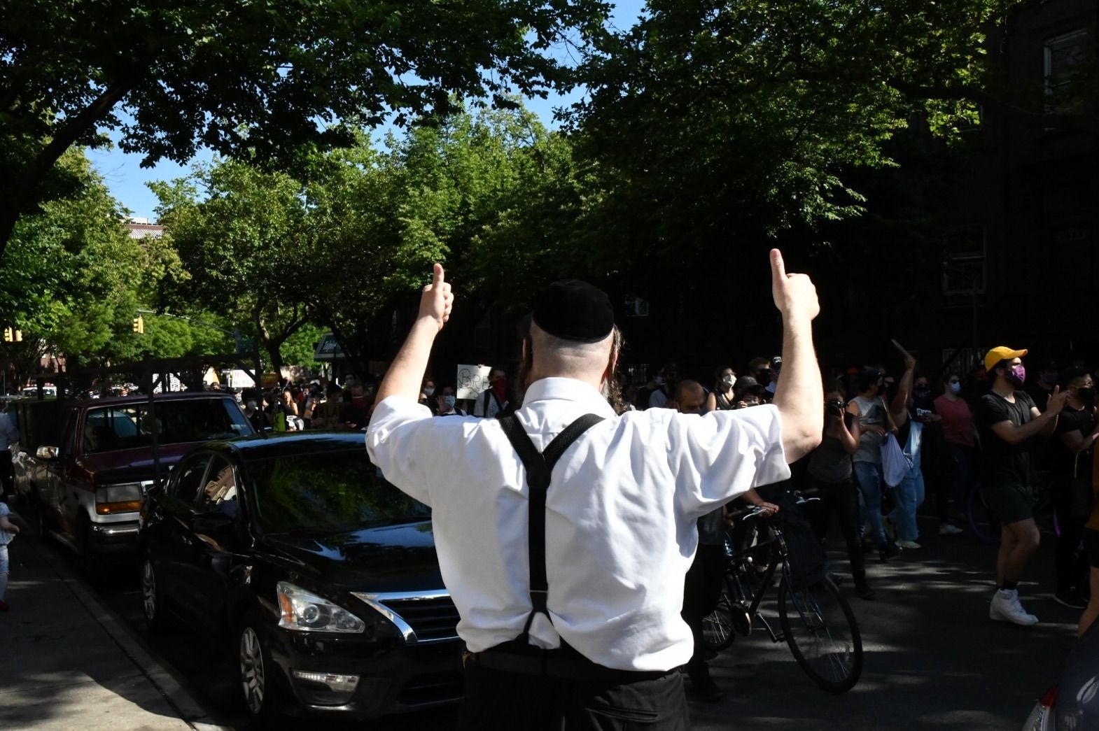 How Ny S Ultra Orthodox Are Responding To Protests The Forward